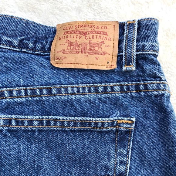 *Levi's 505 | Vintage High Rise Straight Leg Jeans - Picture 8 of 9